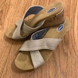 Good used dr scholls wedge sandals